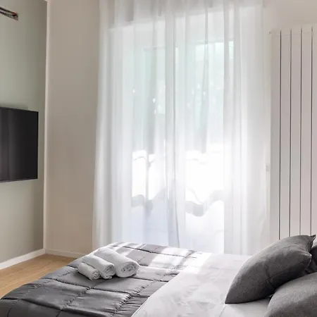 Sansiro Luxury Wi-Fi & Netflix Apartment Milan Exterior photo